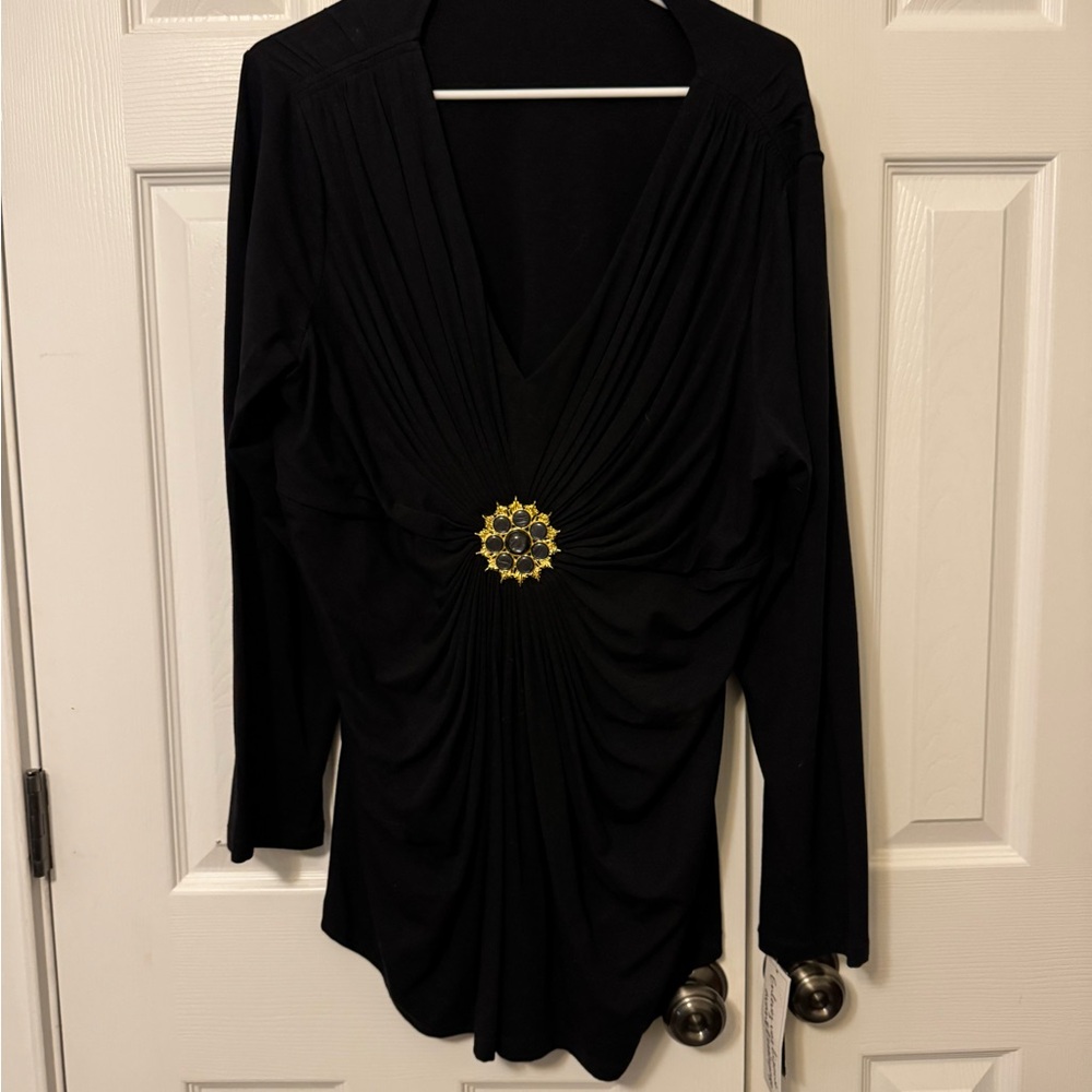 Nygard Collection Elegant Black Long Sleeve Top with Gold Accent sz. XL/18-20